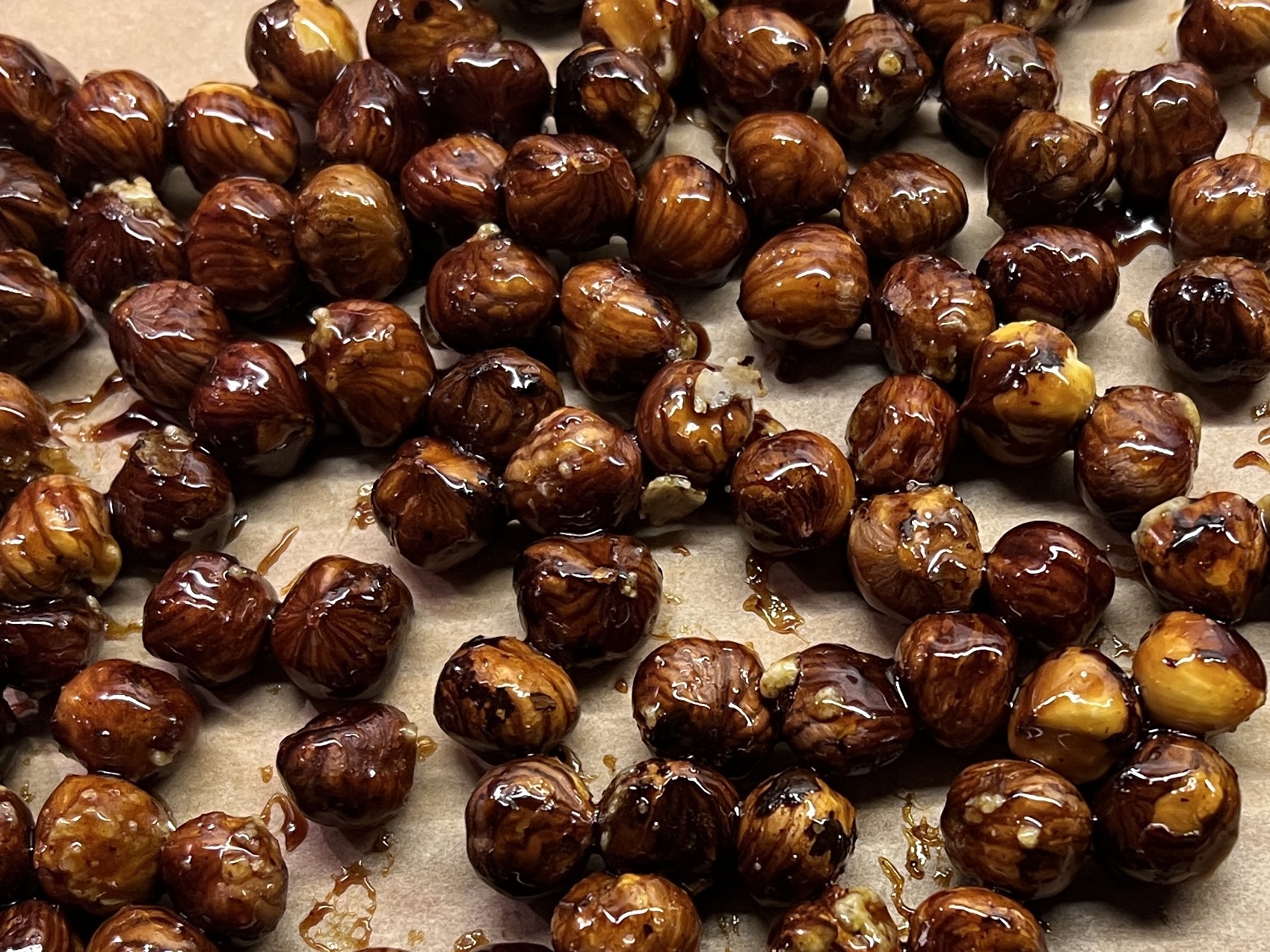 Karamellisierte Haselnüsse